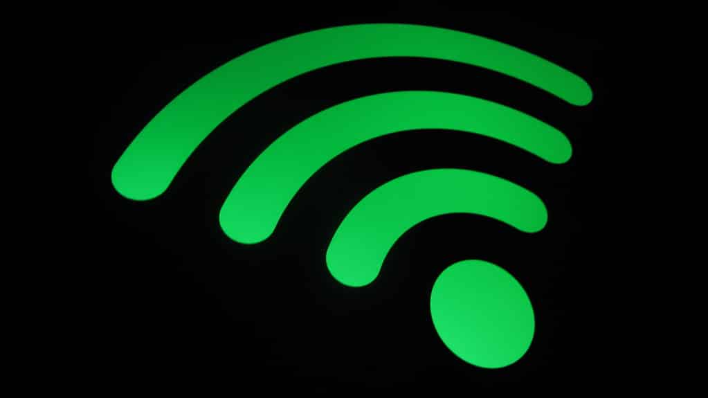 How to connect Canon 5D mark iii to macbook pro - via WIFI