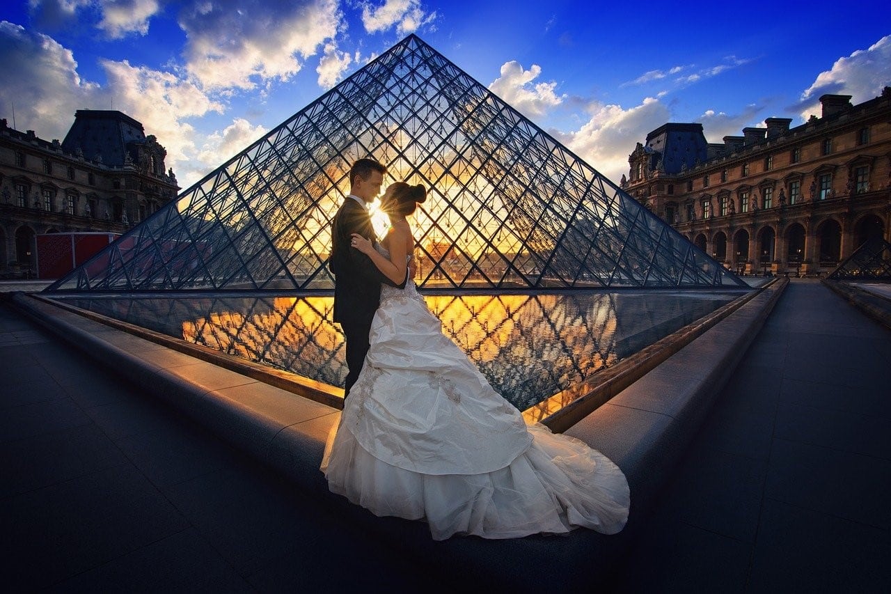 How Can You Excel In Luxury Photography?