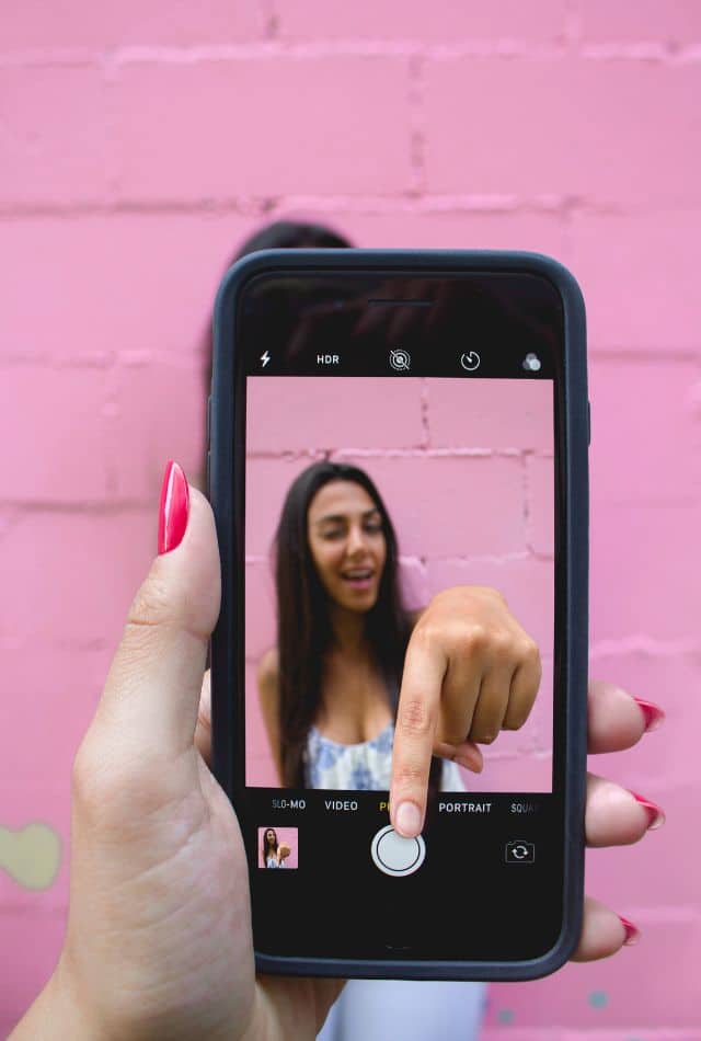 How to Make a Video a Live Photo